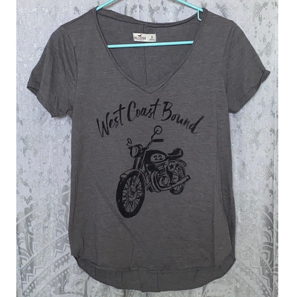 Hollister Tee
